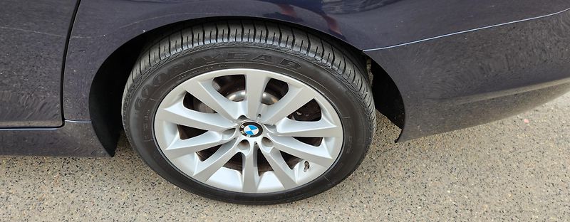 BMW Řada 5 (2015) 530XD*LED*PLNÝ*SERVIS*COMBI* - fotka 33 z 50