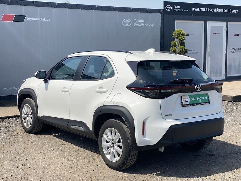 Toyota Yaris Cross 1.5i, ČR, ComTech, záruka - fotka 5 z 17