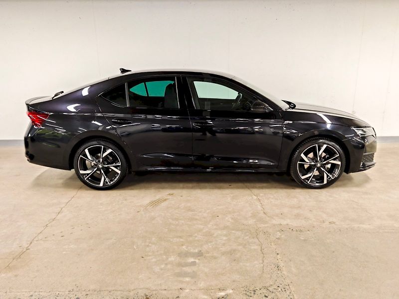 Škoda Octavia (2025) 1.5 TSI 110kW DSG Sportline - fotka 27 z 31