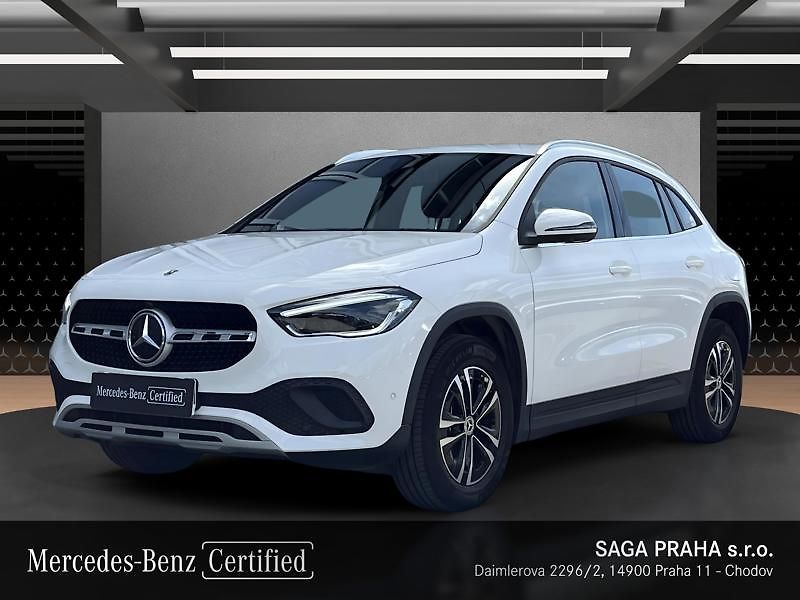 Mercedes-Benz GLA 250 e - fotka 1 z 18