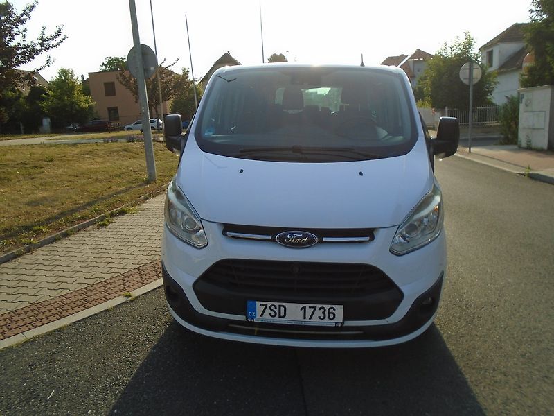 Ford Transit Custom (2016) 2.0 TDCi L2H1 Klima - fotka 2 z 32