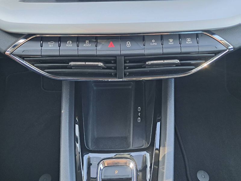 Škoda Octavia (2023) COMBI IV STYLE Plus 2.0 TDI / - fotka 14 z 29