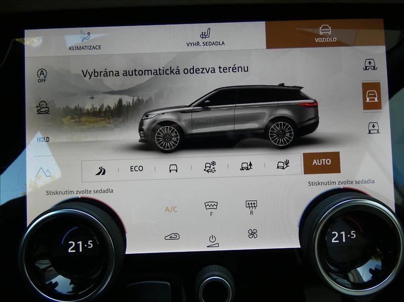 Land Rover Range Rover Velar 3,0 D300 R-Dynamic SE,1maj,ČR - fotka 35 z 44