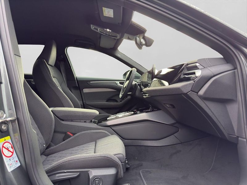Audi A6 TDI q S-Line NezTop Matrix 360 - fotka 4 z 14
