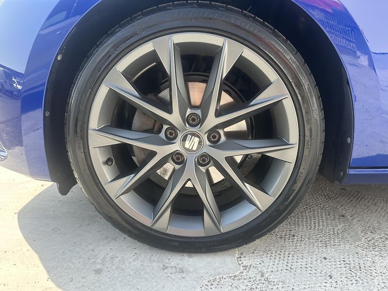 Seat Leon (2019) 1.5 TSI Virtual, ser.historie - fotka 33 z 36