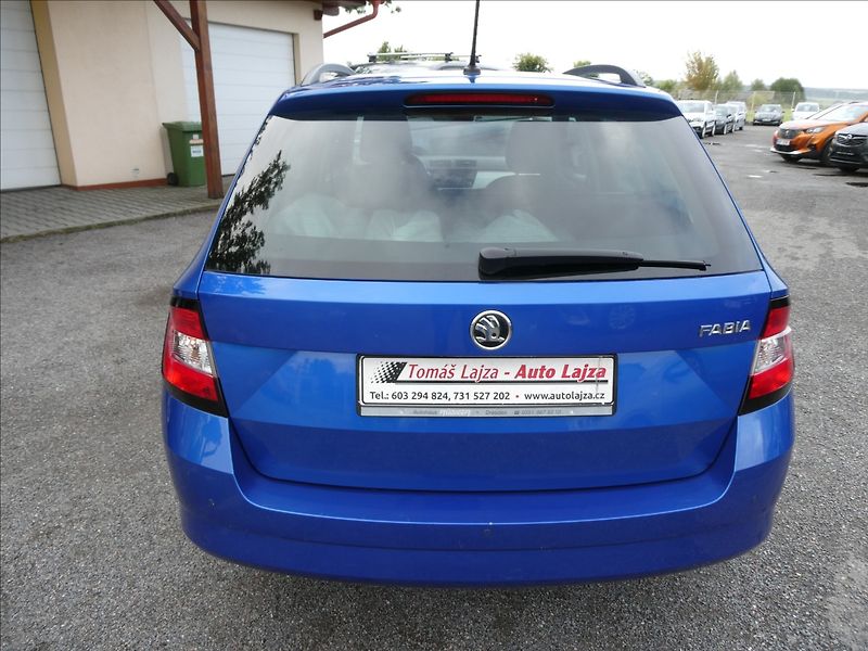 Škoda Fabia 1,2 TSi 2xkola,auto klima,temp - fotka 8 z 42