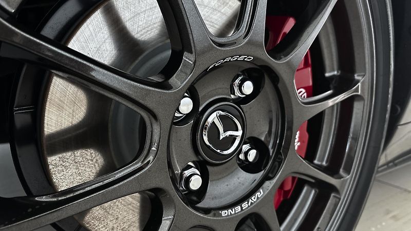 Mazda MX-5 (2026) 1.5 G132 Homura RF PEVNÁ STŘ. - fotka 18 z 21