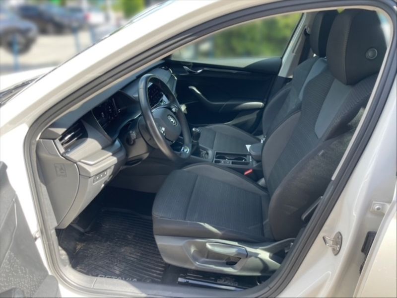 Škoda Octavia 2,0 TDI 85 Ambition - fotka 7 z 11