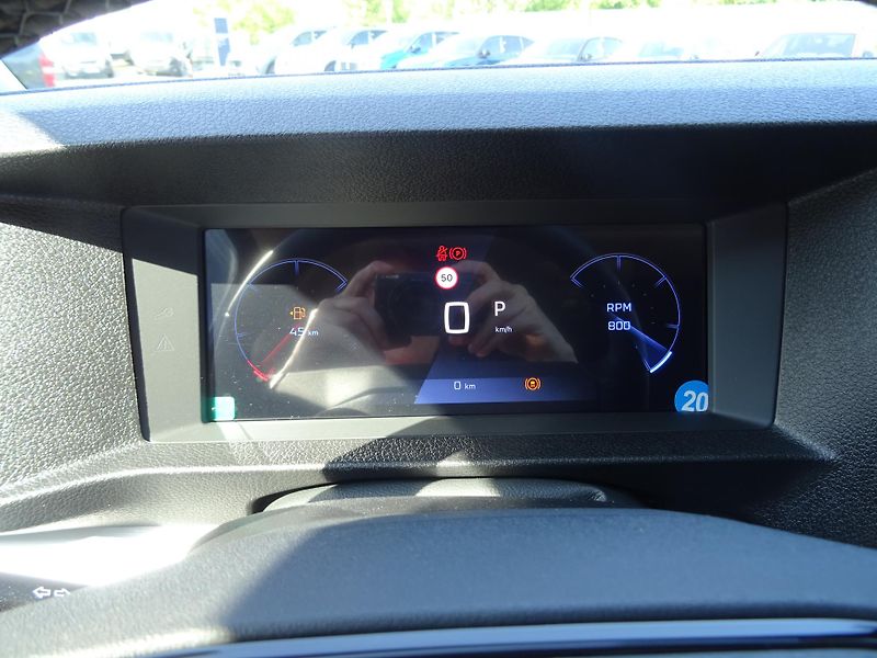 Peugeot Traveller (2025) Active L2 2.0 BHDi 180k EAT8 - fotka 16 z 38