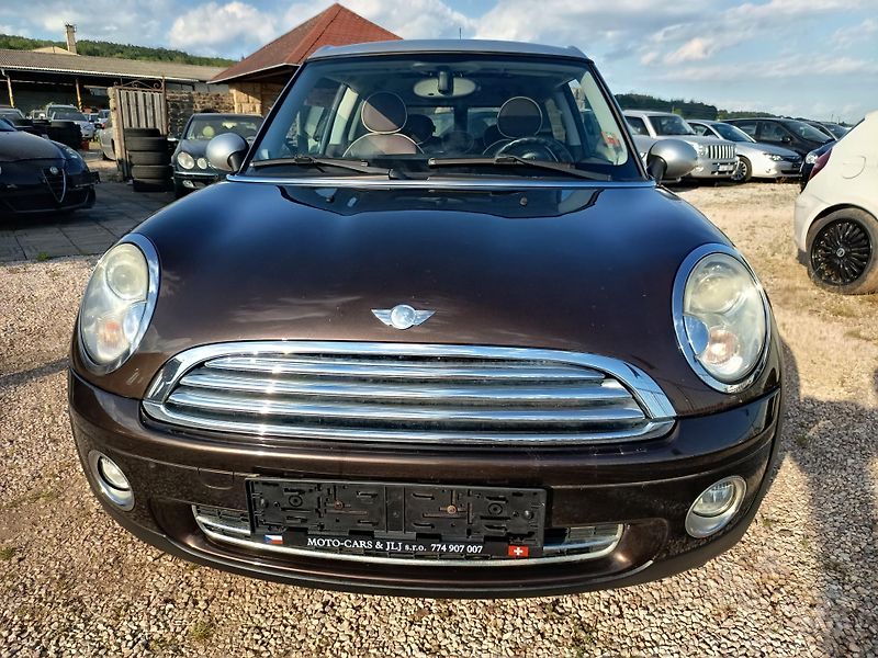 Mini Clubman (2008) 1.6 88kw - fotka 2 z 51