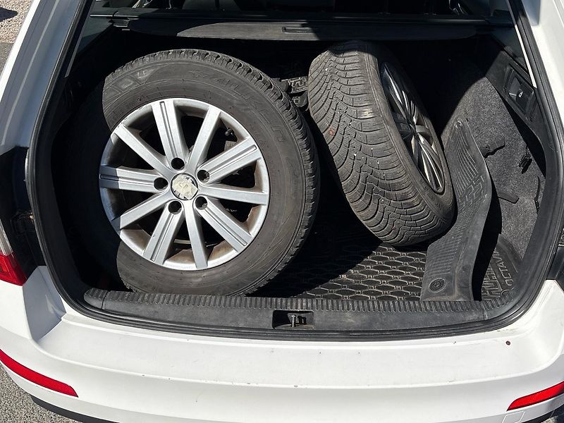 Škoda Octavia (2014)  1.6 TDI CR DPF Ambition Combi - fotka 9 z 18