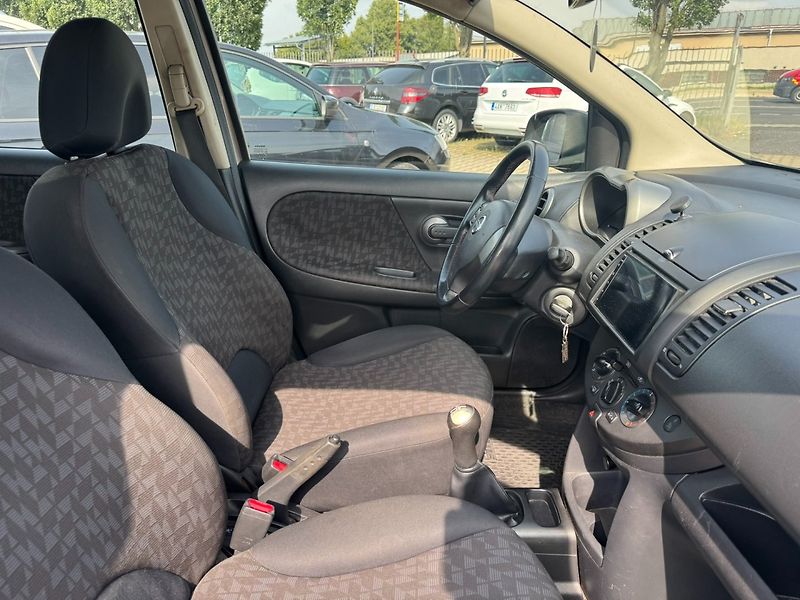 Nissan Note (2006) 1,4i 65 KW LPG - fotka 36 z 46