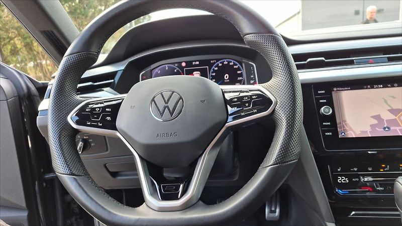 Volkswagen Arteon 2,0 TDi 110 Kw  Shooting Brake - fotka 9 z 27
