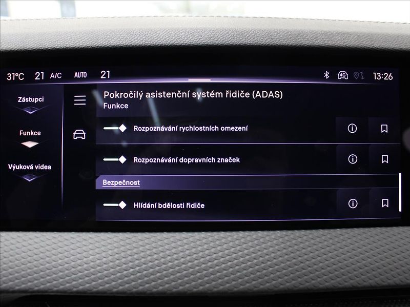 DS Automobiles DS4 1,5 HDi 96kW Cross Rivoli PANO - fotka 17 z 30