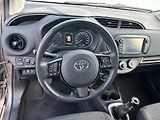 Toyota Yaris 1.5 VVT-i Active Trend - náhled 15
