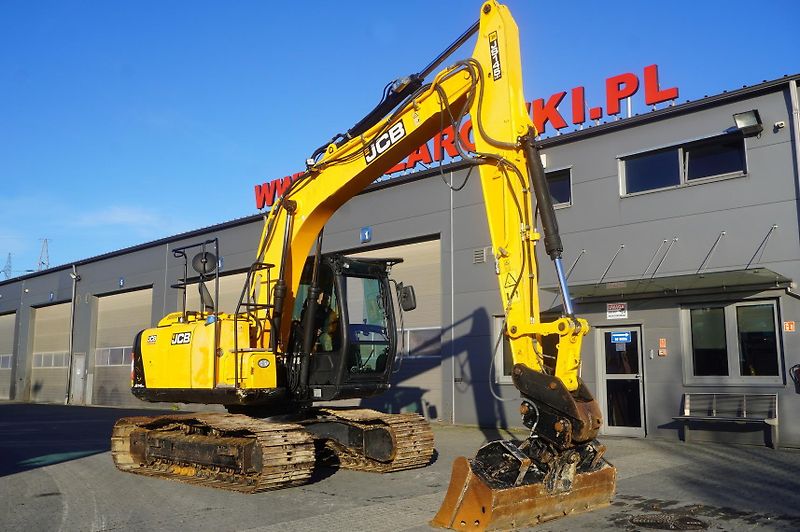 JCB (2016) JS 145LC crawler excavator - fotka 3 z 24