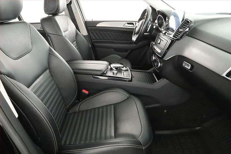 Mercedes-Benz GLE (2015) AMG line 400 - fotka 7 z 20