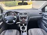 Ford Focus 1,8 TDCi 85kW Ruční ovládání - náhled 15