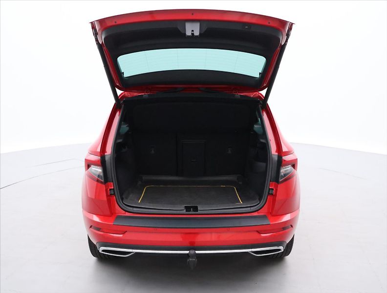 Škoda Karoq 2,0 TSI 140kW DSG Sportline - fotka 9 z 36
