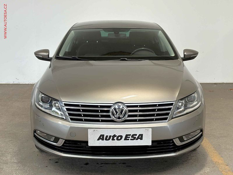 Volkswagen CC (2012) 2.0 TDi, Sport, TZ, bixen - fotka 2 z 17