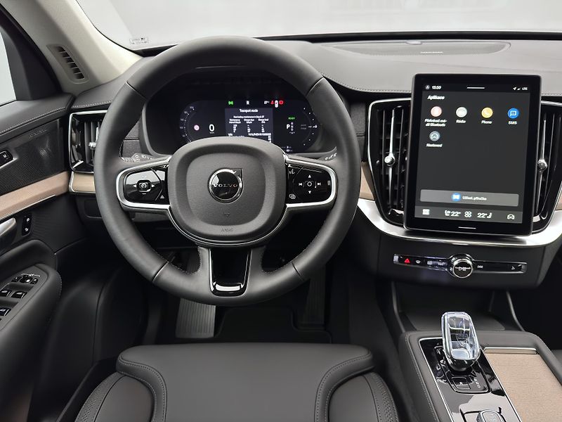 Volvo XC90 (2026) T8 AWD Plug-in DARK PLUS 7m - fotka 4 z 26