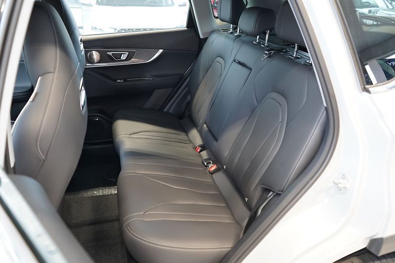 Chery Tiggo 7 (2026) LUXURY 1,6 T-GDI - fotka 19 z 32