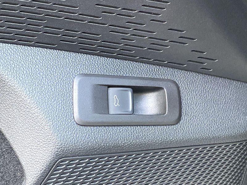 Škoda Octavia (2023) Combi 2.0 TDI DSG RS - fotka 26 z 35