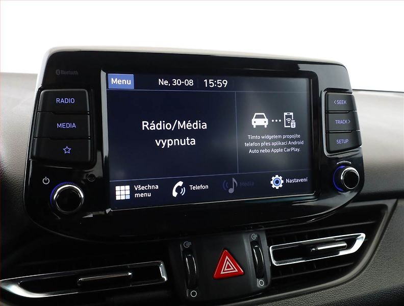 Hyundai i30 (2023) 1.0 T-GDI, Automat, Serv.kniha - fotka 13 z 17