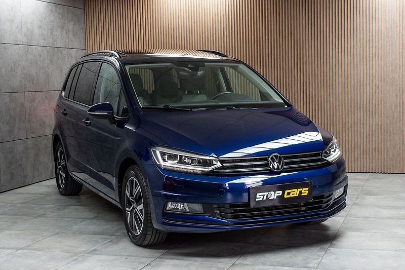 Volkswagen Touran 1.5 TSI TAŽNÉ*7.MÍST*DPH*ČR 1M - fotka 3 z 45