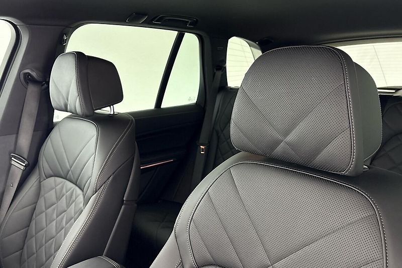 BMW X5 xDrive30d - fotka 8 z 24