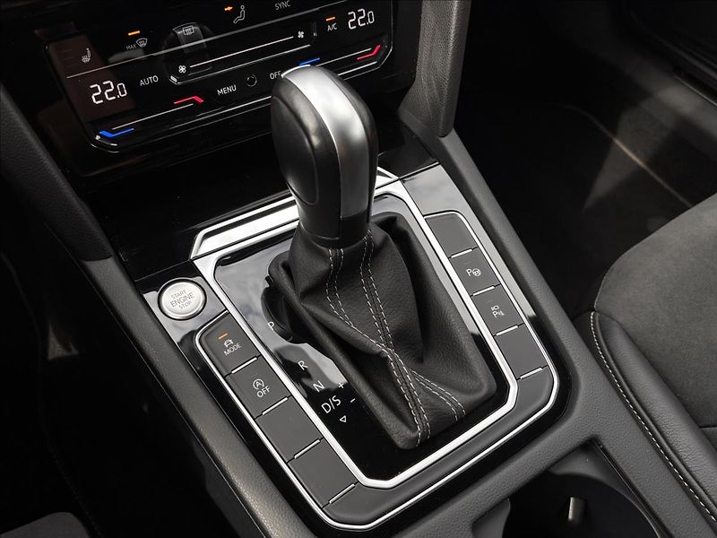 Volkswagen Arteon 2,0 TSI R-Line 206kW DSG - fotka 37 z 38