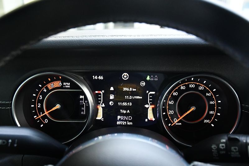 Jeep Wrangler 2.2CRD UNLIMITED REZERVACE - fotka 42 z 51