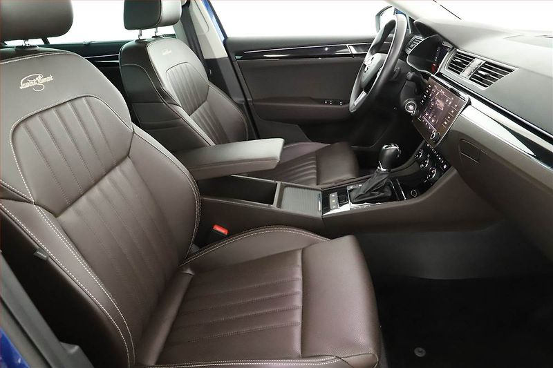 Škoda Superb (2020) Laurin&Klement iV 1.4 TSI PHEV - fotka 7 z 20
