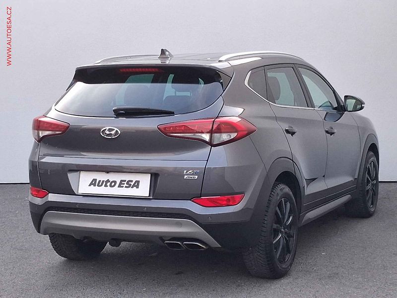 Hyundai Tucson (2017) 1.6 T-GDi 4X4, Style, AT - fotka 4 z 18