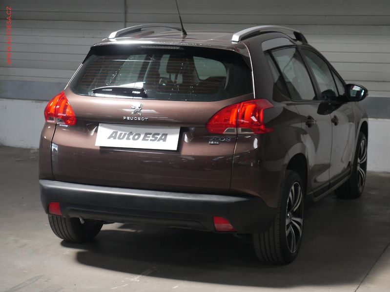 Peugeot 2008 (2014) 1.6 HDI, ČR, servis.kniha, AC - fotka 6 z 19