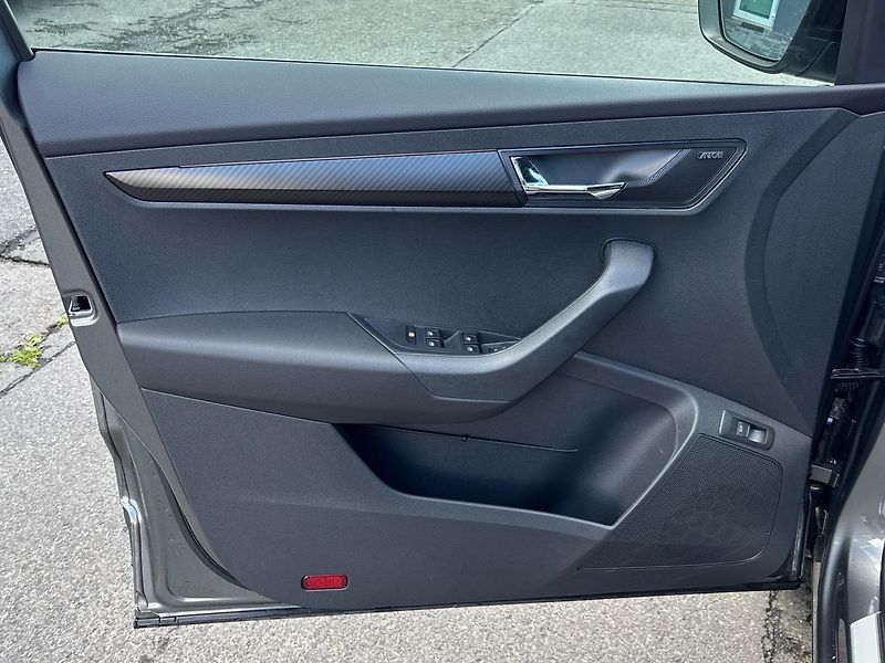 Škoda Karoq Sportline - fotka 13 z 28