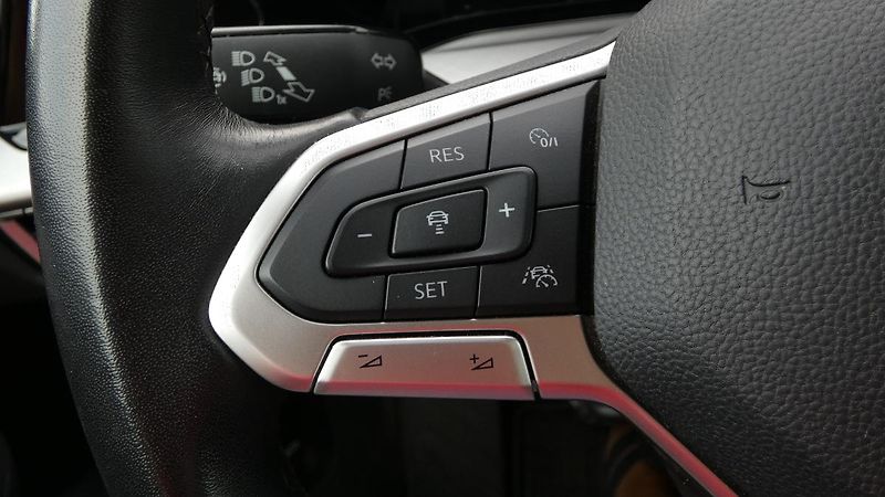 Volkswagen Golf Variant 2.0 TDI Life - fotka 11 z 21