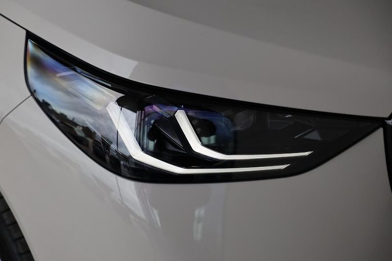 BMW X3 xDrive 40d - fotka 17 z 18