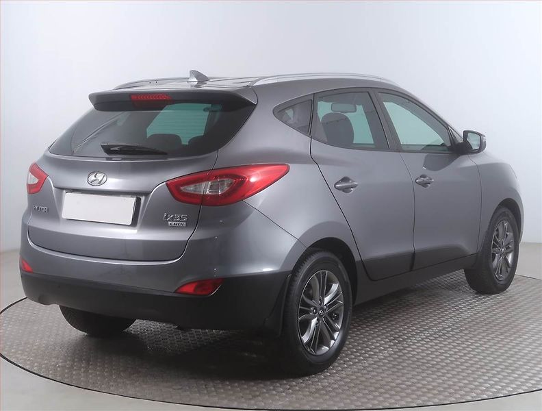 Hyundai ix35 (2015) 1.7 CRDi, Serv.kniha, Kůže - fotka 5 z 16