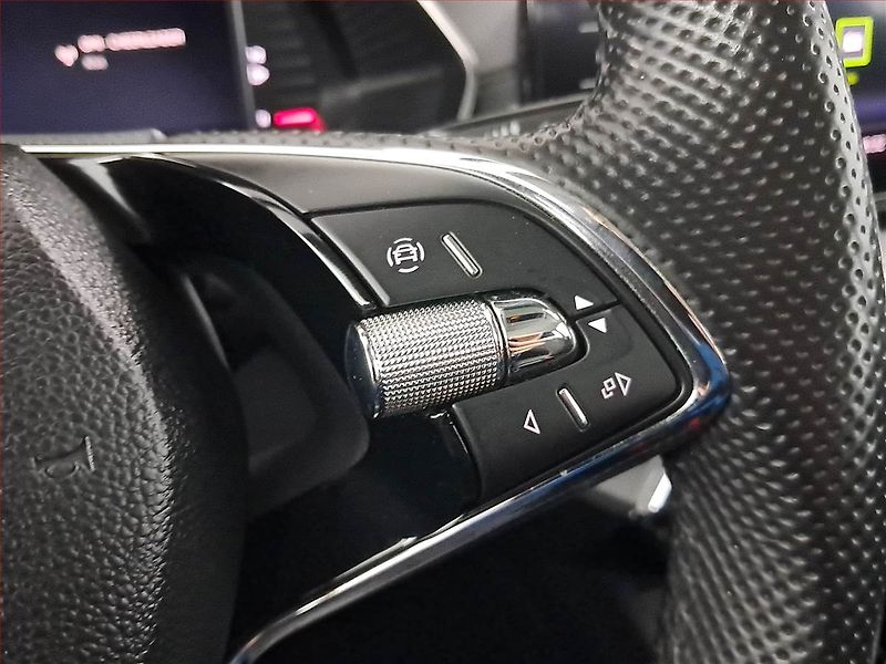 Škoda Octavia (2020) Ambition 1.5 TSI, Serv.kniha - fotka 18 z 21
