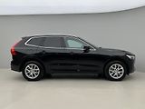 Volvo XC60 B4 AWD MOMENTUM AUT - náhled 10