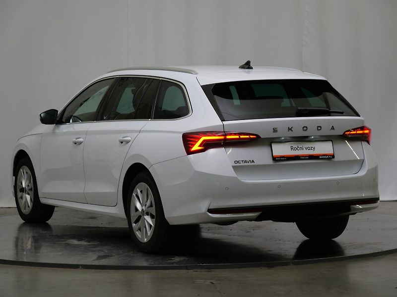 Škoda Octavia - fotka 7 z 26