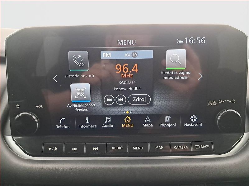 Nissan Qashqai (2022) 1.3 DIG-T - fotka 13 z 17