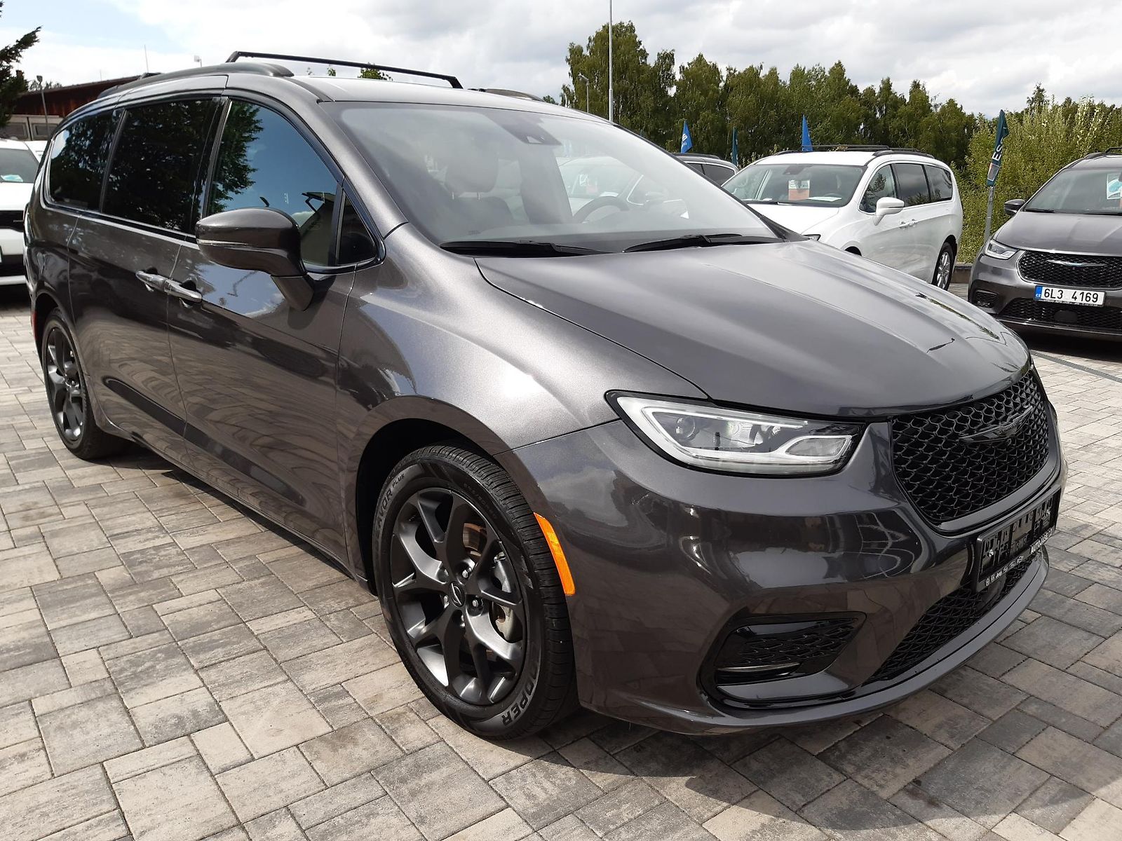 Chrysler Pacifica 3,6LV6 SPORT, ALU 20,REZERVACE