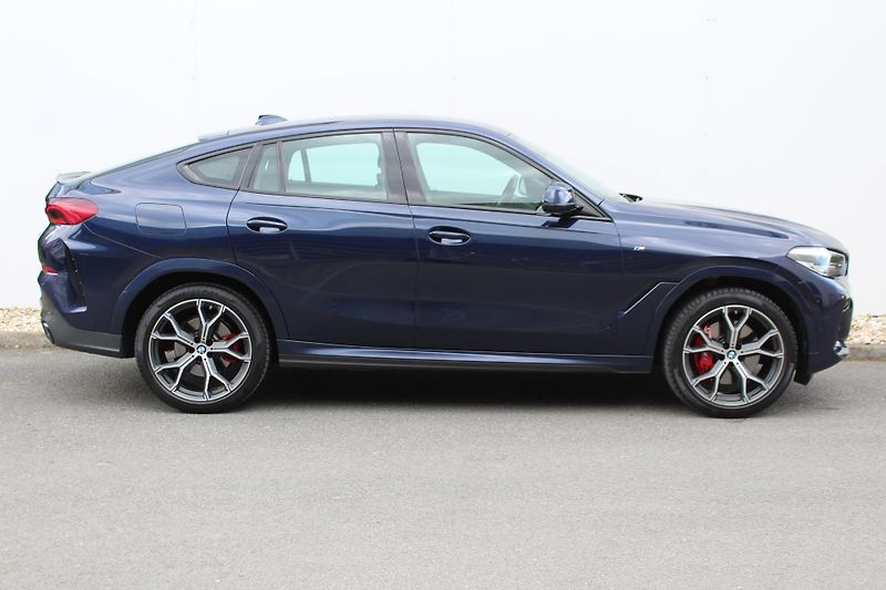 BMW X6 xDrive30d Mpaket - fotka 3 z 25