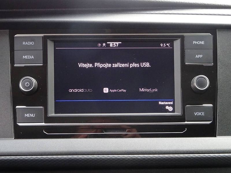 Volkswagen Caravelle (2022) 6.1 CL TDI DR DSG - fotka 15 z 26