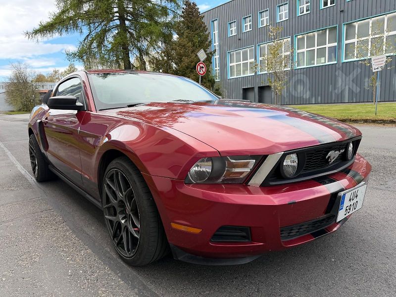 Ford Mustang 3,7i V6 - fotka 6 z 22