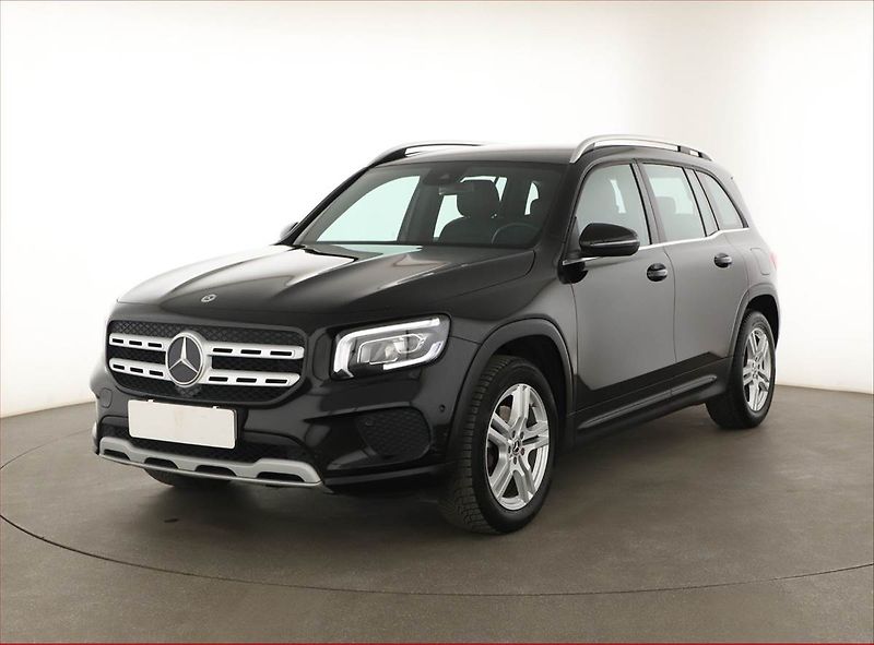 Mercedes-Benz GLB (2023) 200 - fotka 2 z 22