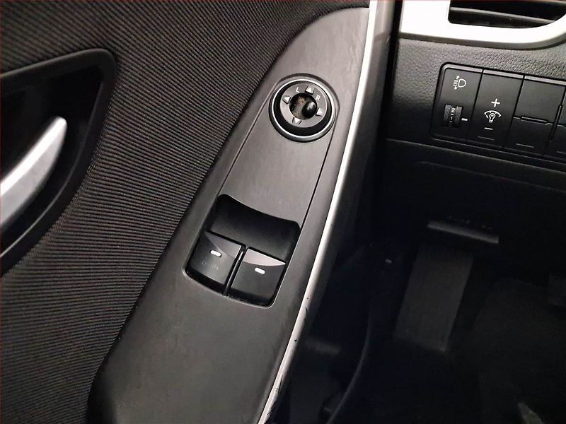 Hyundai i30 (2015) 1.6 MPI - fotka 19 z 19
