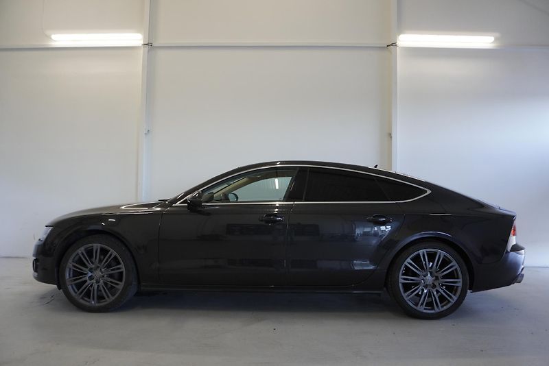 Audi A7 2.8 FSi-V6 150 kW - AUTOMAT - fotka 2 z 30